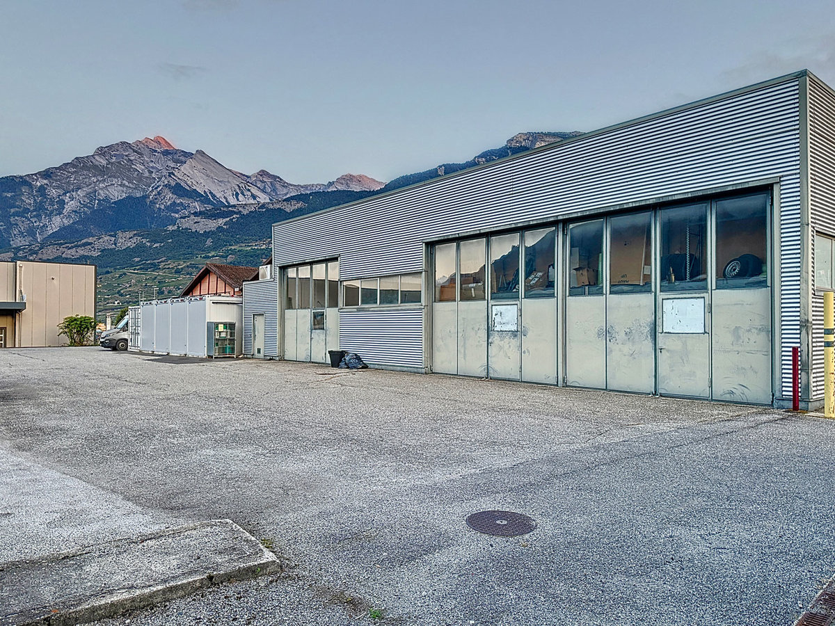 Image 12